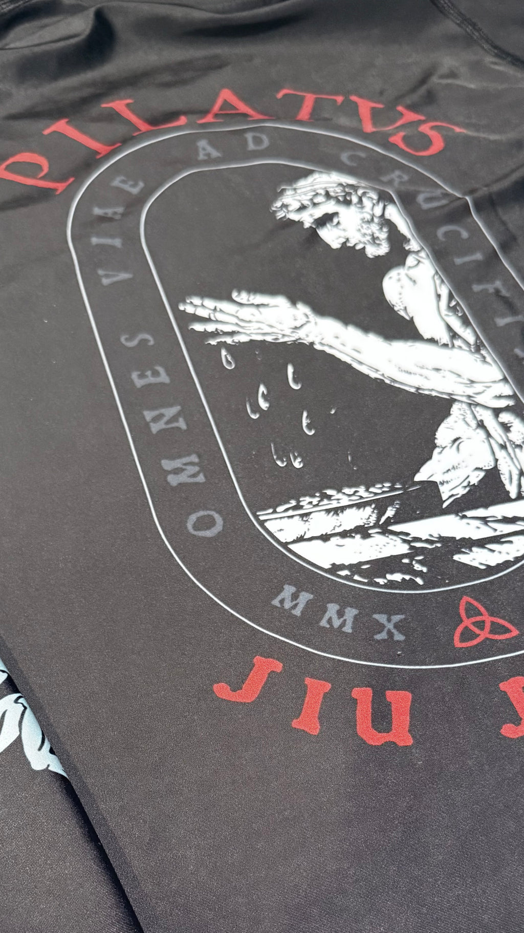 PILATUS LONG SLEEVE RASHGUARD